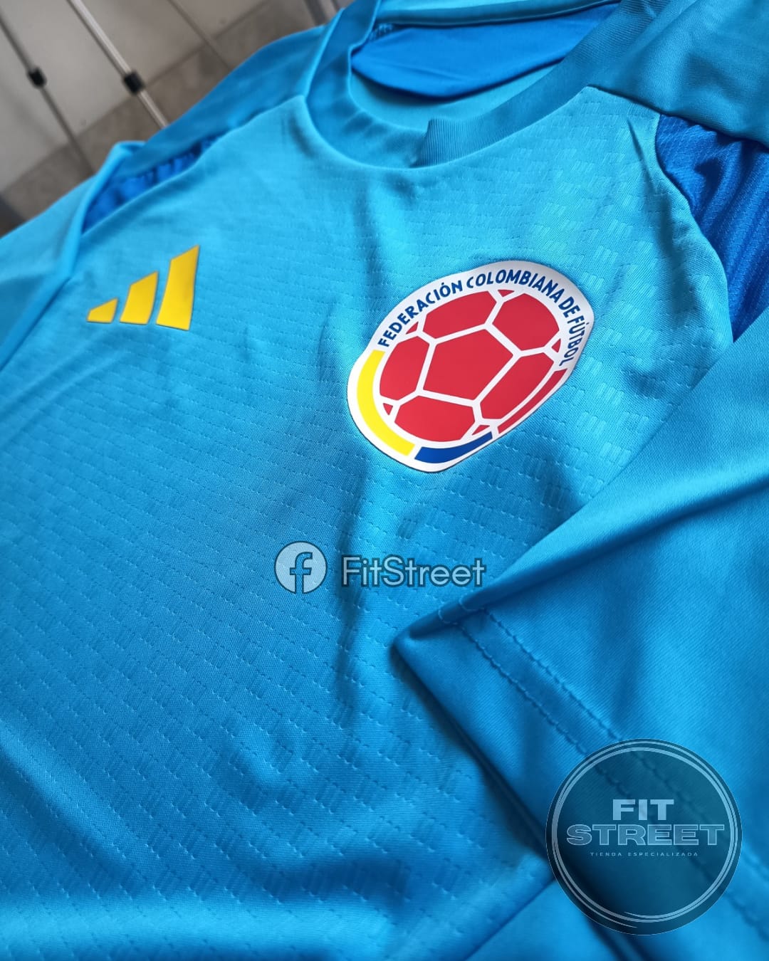 Camiseta Selección Colombia Entrenamiento Azul Cielo 2026 - Imagen 3