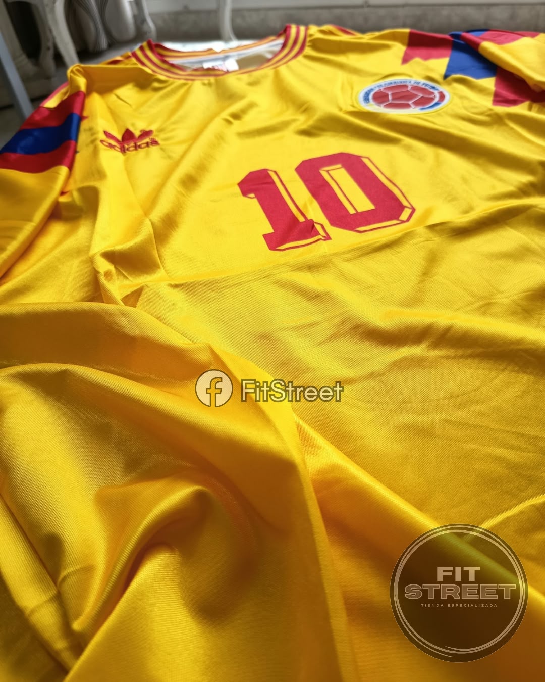 Camiseta Retro Colombia 1990 Amarilla N.° 10 - Imagen 7