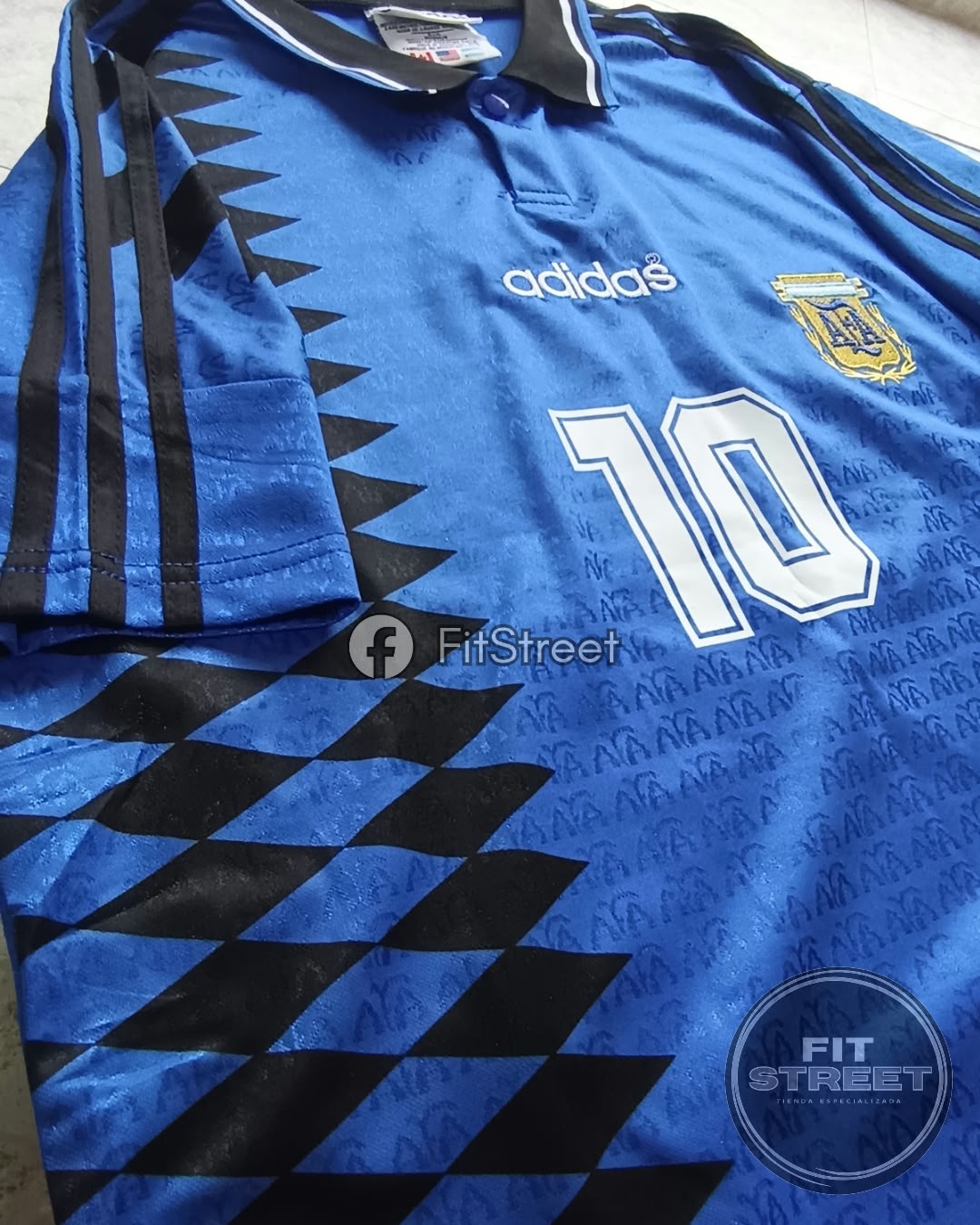 Camiseta Retro Argentina 1994 – Maradona N.º 10 - Imagen 5