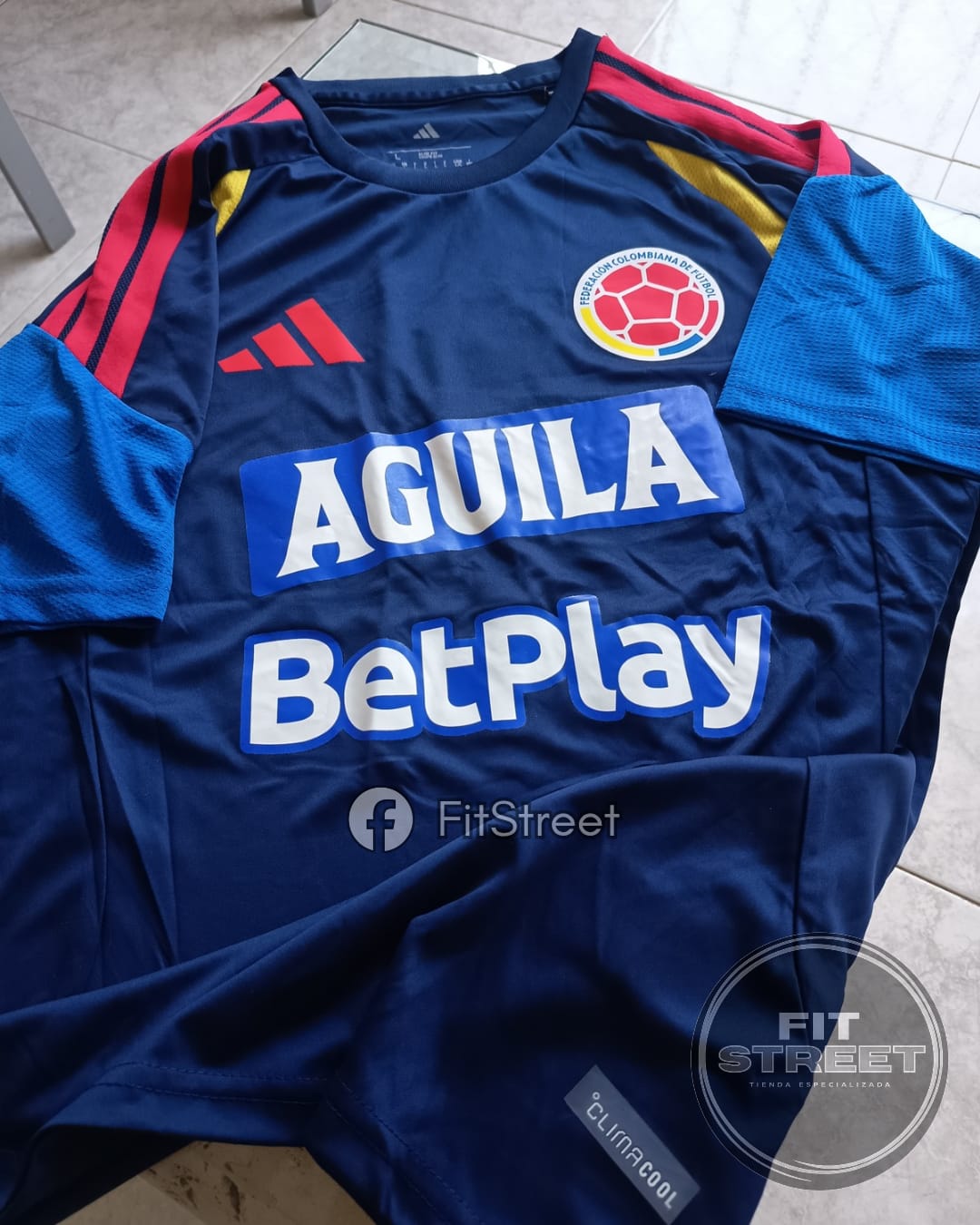 Camiseta Selección Colombia Entrenamiento – Azul Marino - Imagen 5