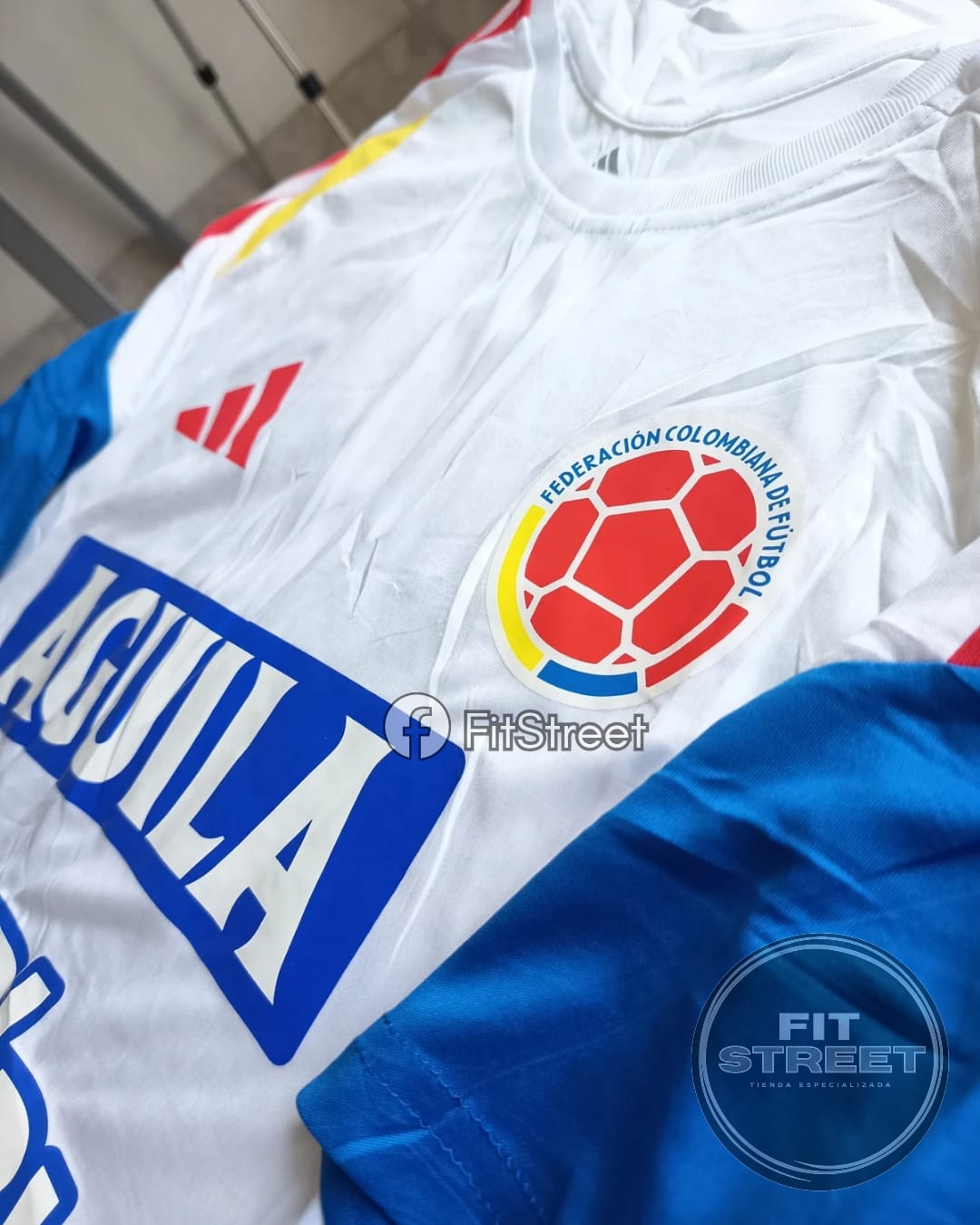 Camiseta Selección Colombia Entrenamiento – Blanco - Imagen 4
